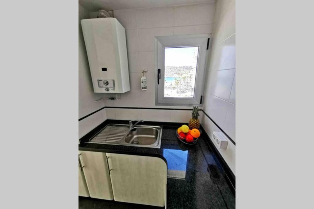 Comfy Sea View Apartment With Parking 칼페 외부 사진
